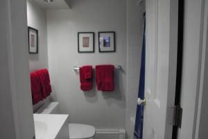 M365-ST-3-Braddock-Suite-Bath